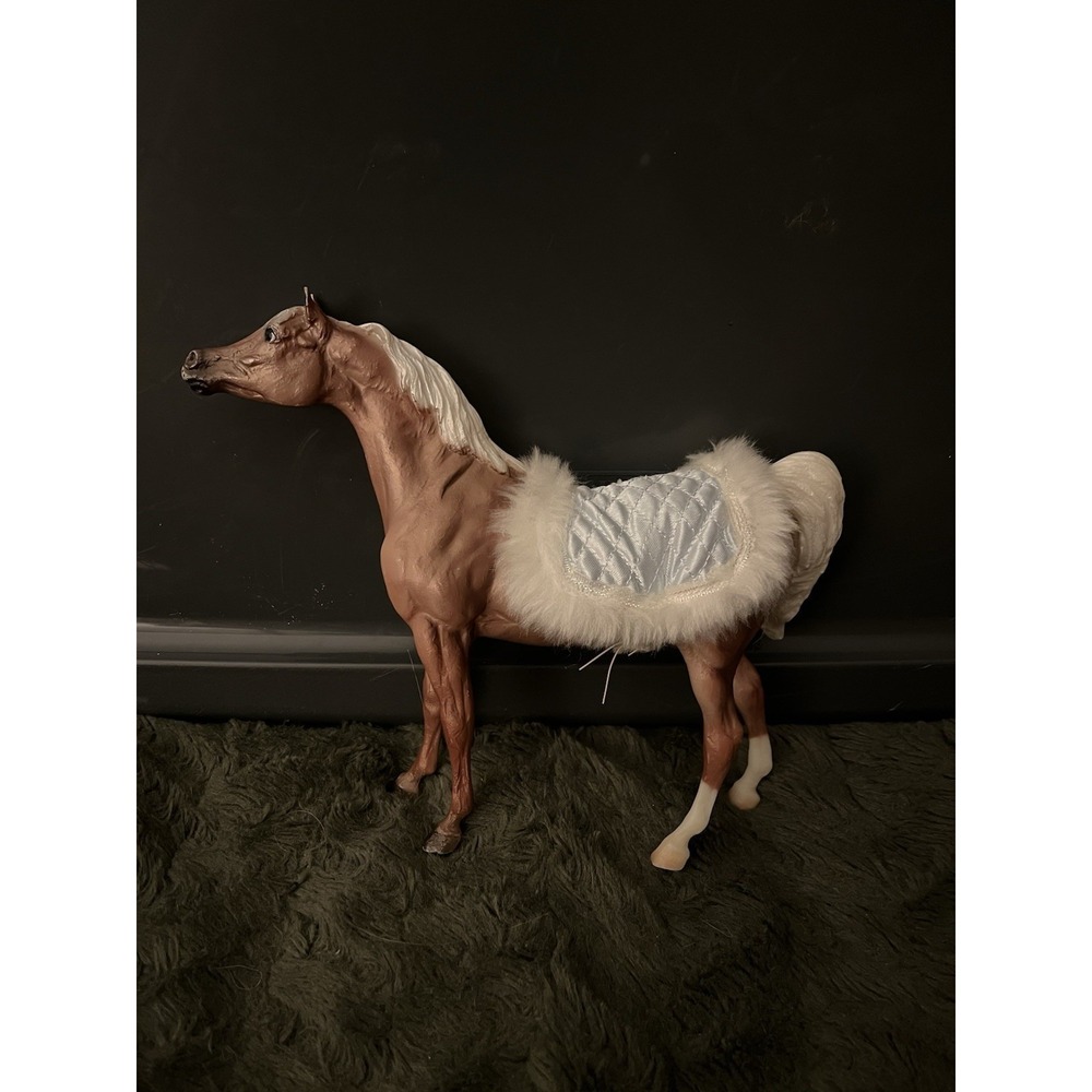 Breyer Horse Snow Flake - Picture 4 of 7